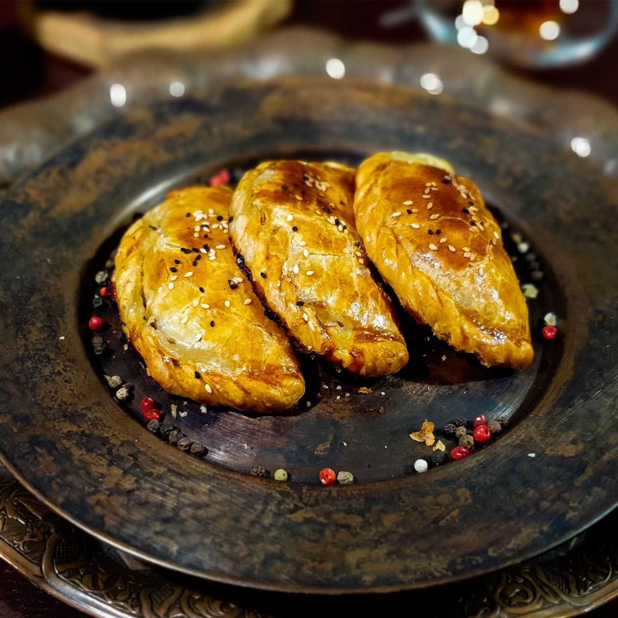 Samsa with Chicken and Mushrooms