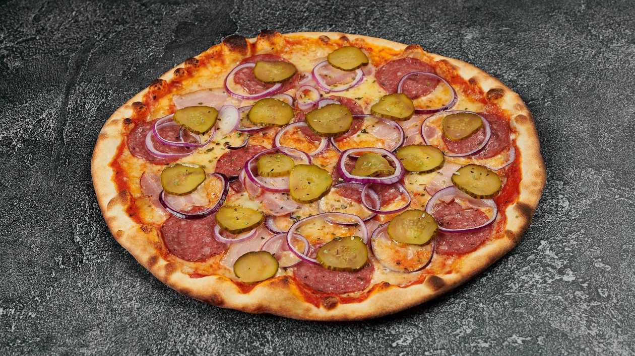 Rustic pizza