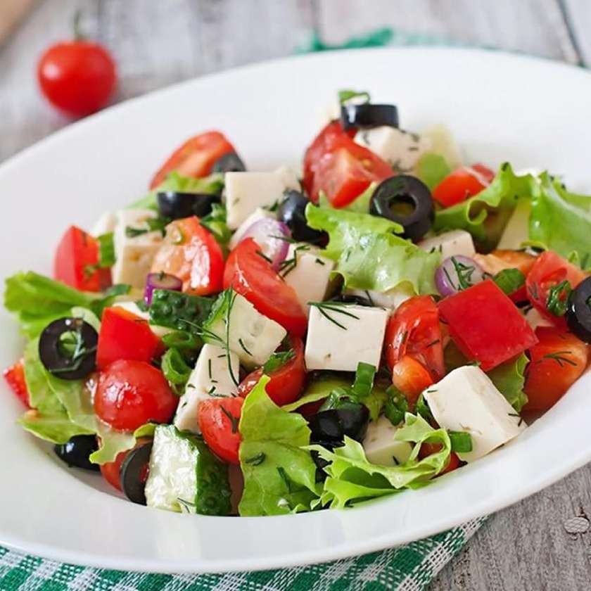 Shepherd's Salad with Cheese
