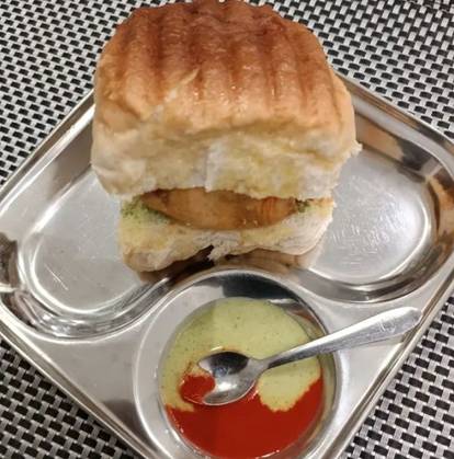 Schezwan Vadapav