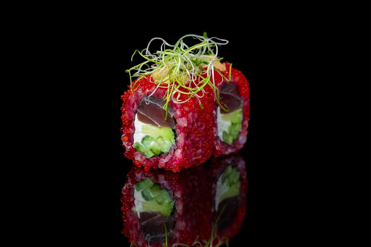 17. Maguro Roll, 8 pcs.