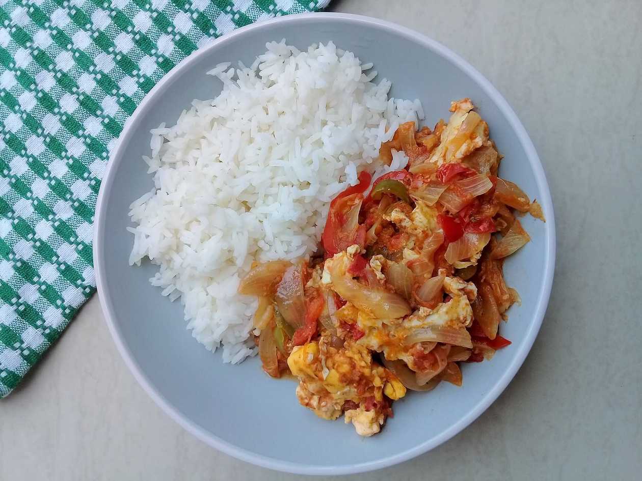 Plain Rice and Egg Sauce