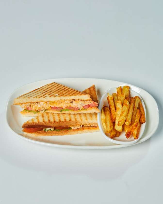Sandwich and Chips