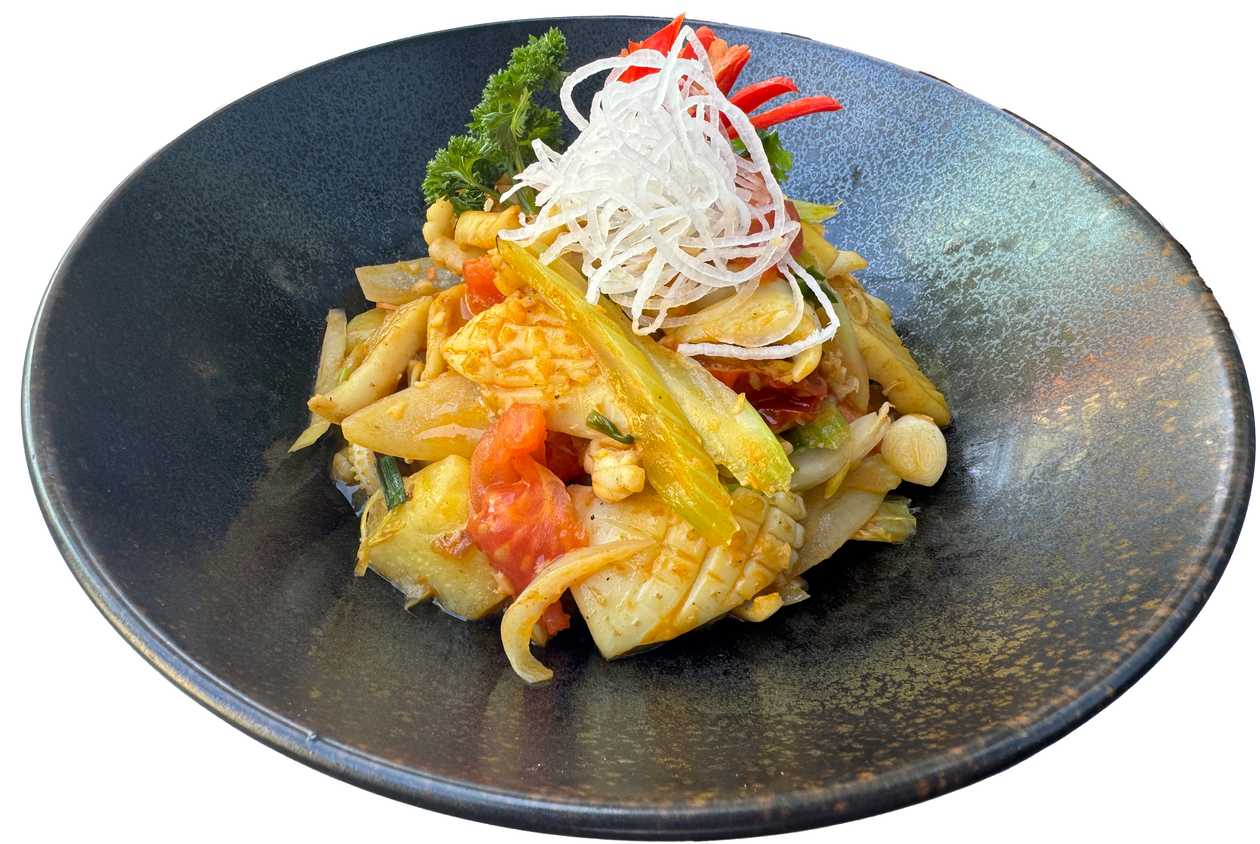 Chilli with Lemon Grass and Satay Sauce Beef