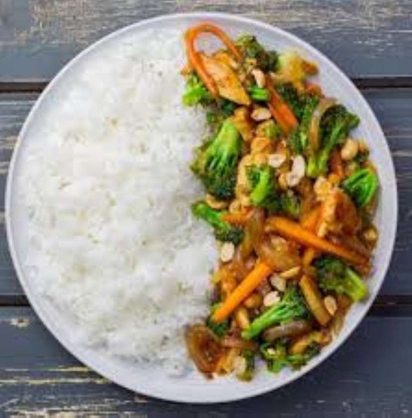 Plain Rice and Vegetable Sauce