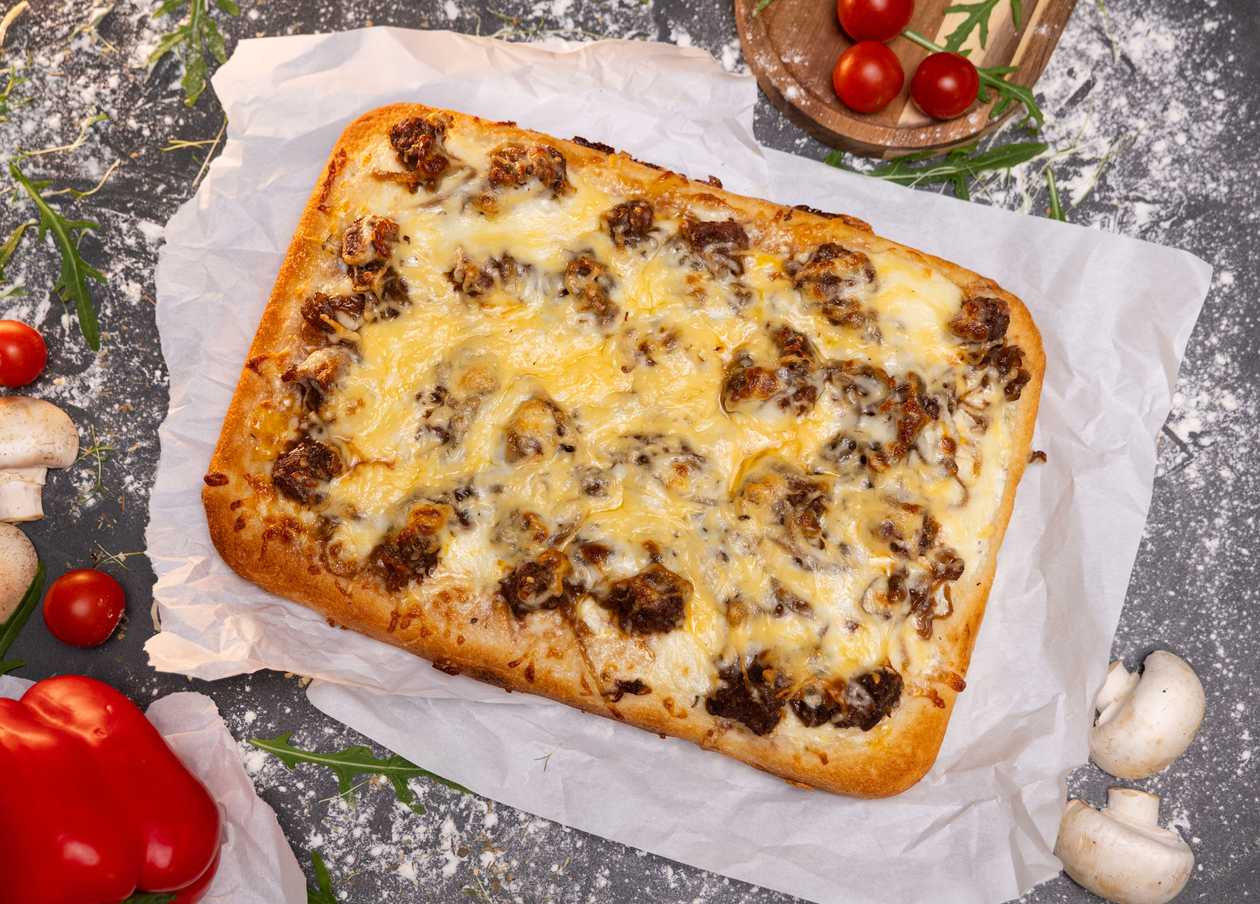 Detroit Meatball Pizza