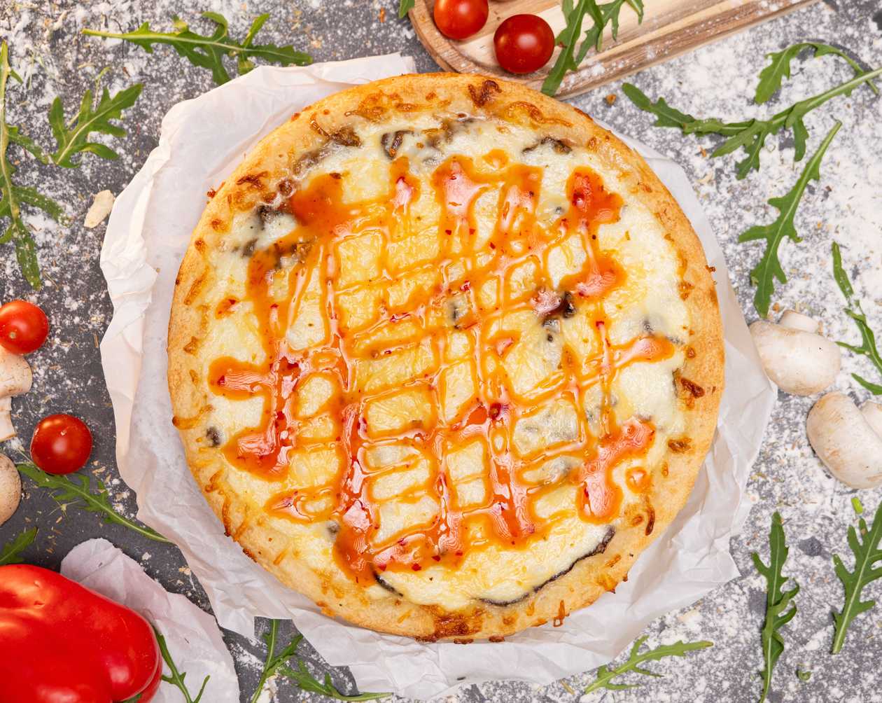 Chicago Buffalo Chicken Pizza