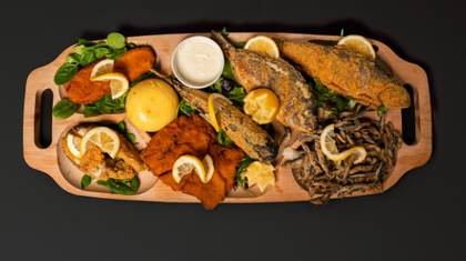 Fried Fish Platter for 6 People
