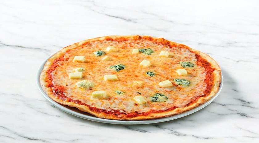 Dörd Pendirli Pizza