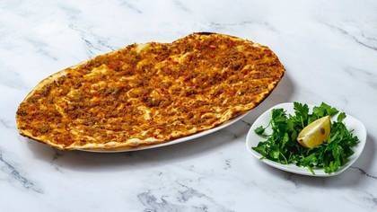 Spicy Lahmacun