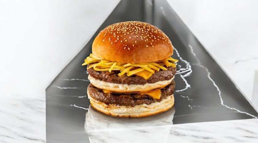 Jumbo Pendir Burger