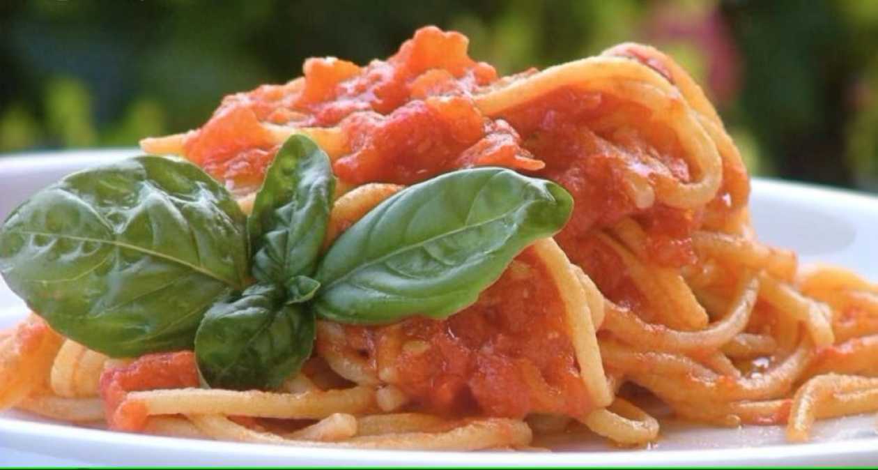 Spaghetti al Pomodoro Fresco