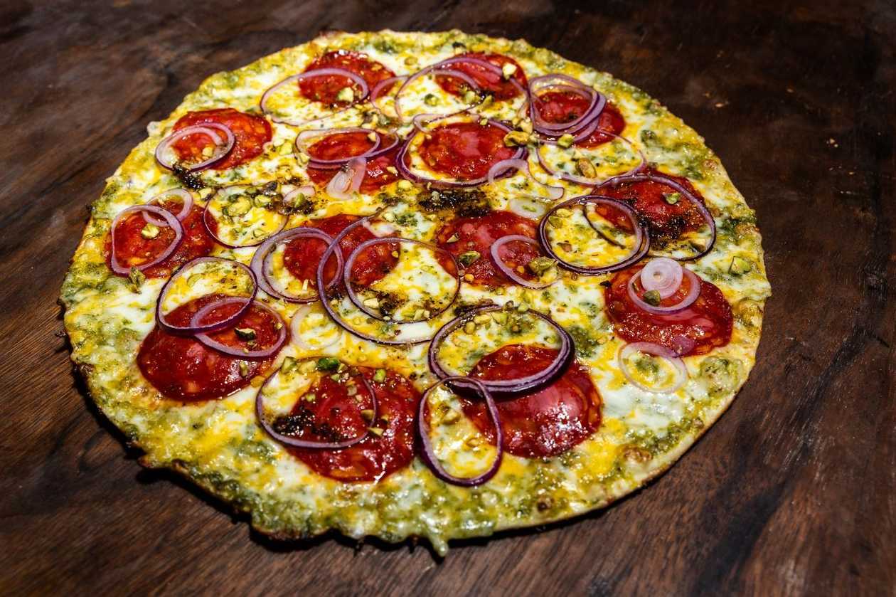 Pistacijų su pepperoni-NAUJIENA