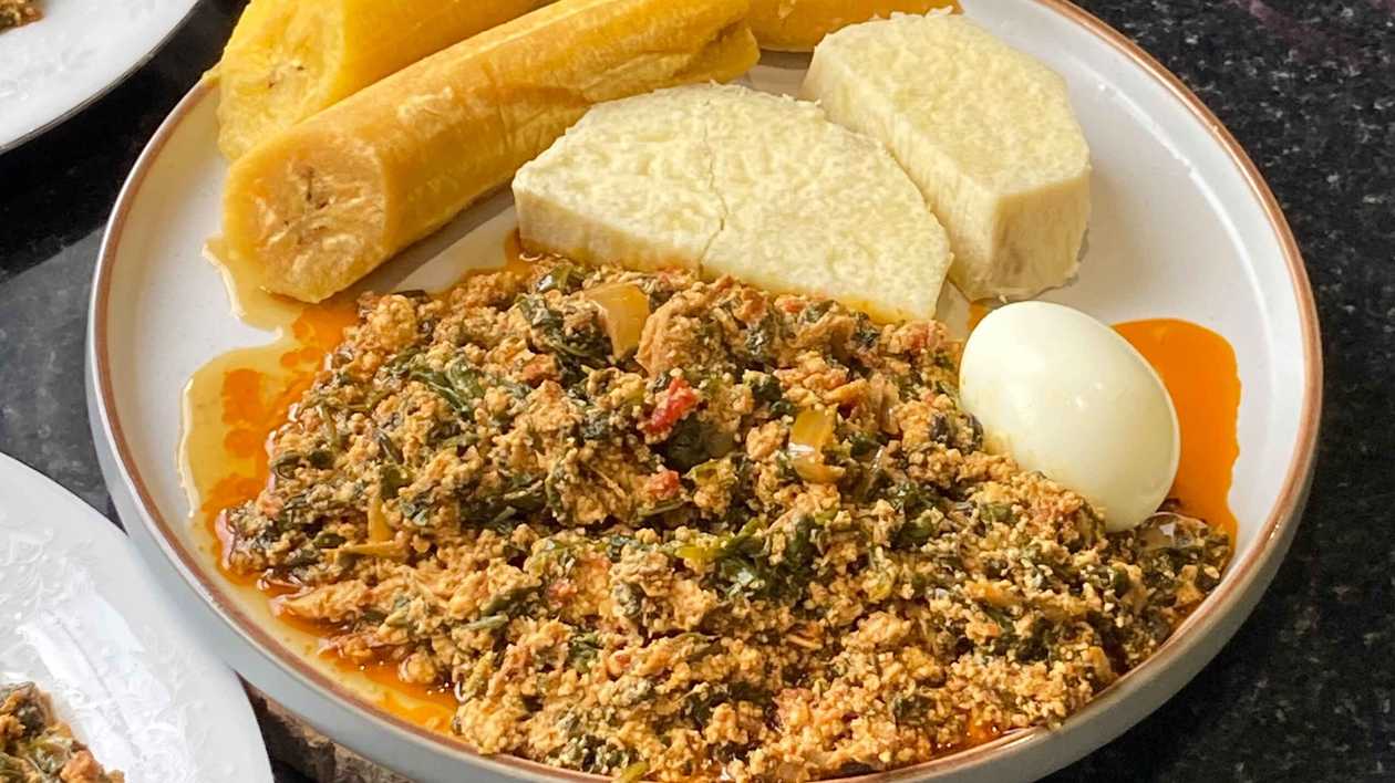 Palava Sauce with Apem or Yam