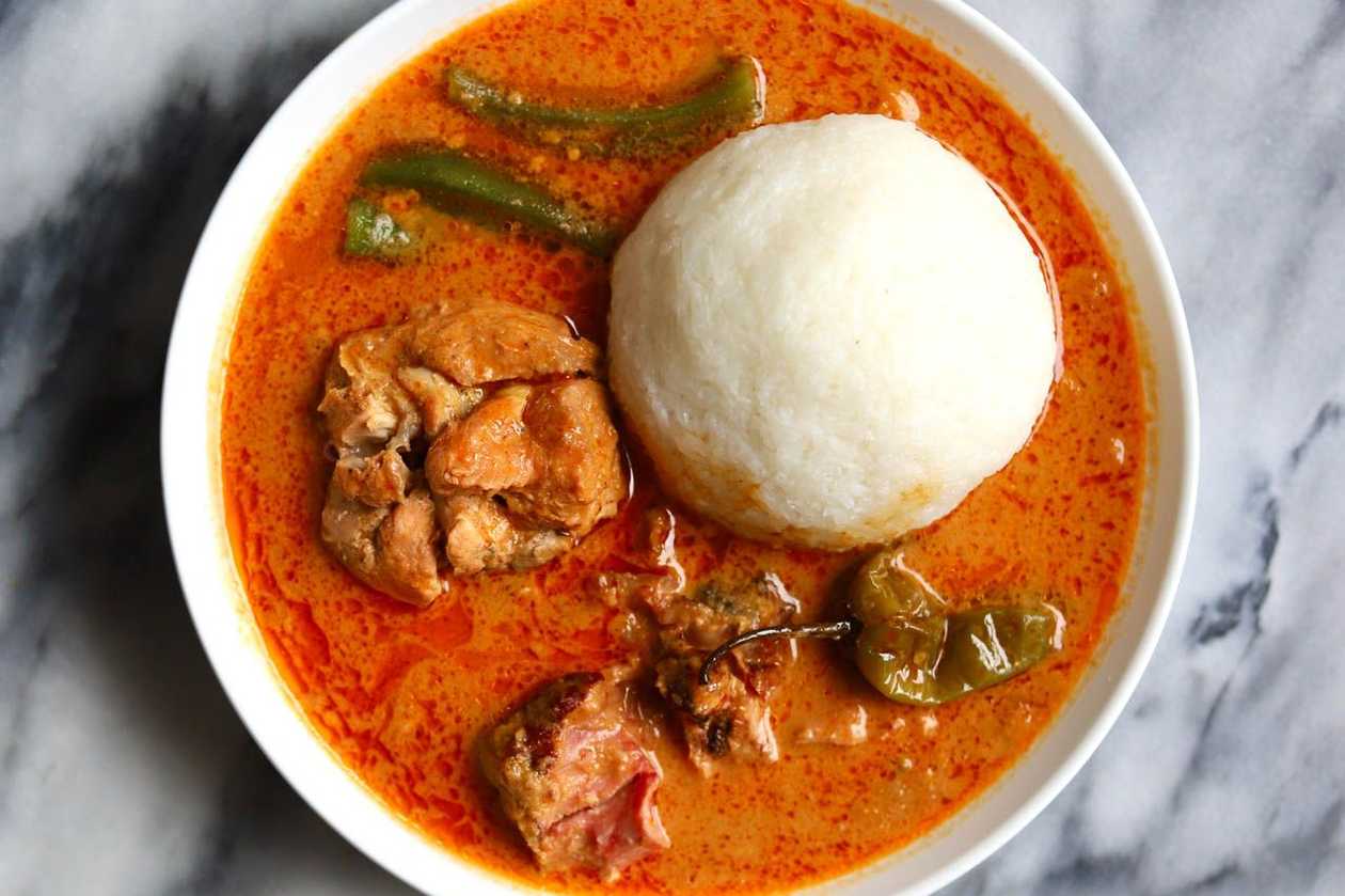 Groundnut Soup with Konkonte or Omotuo