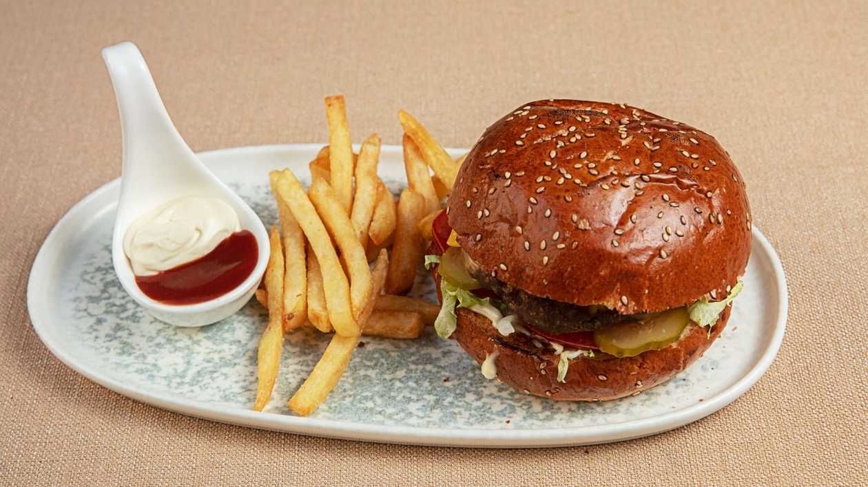 Meat Burger + Drink
