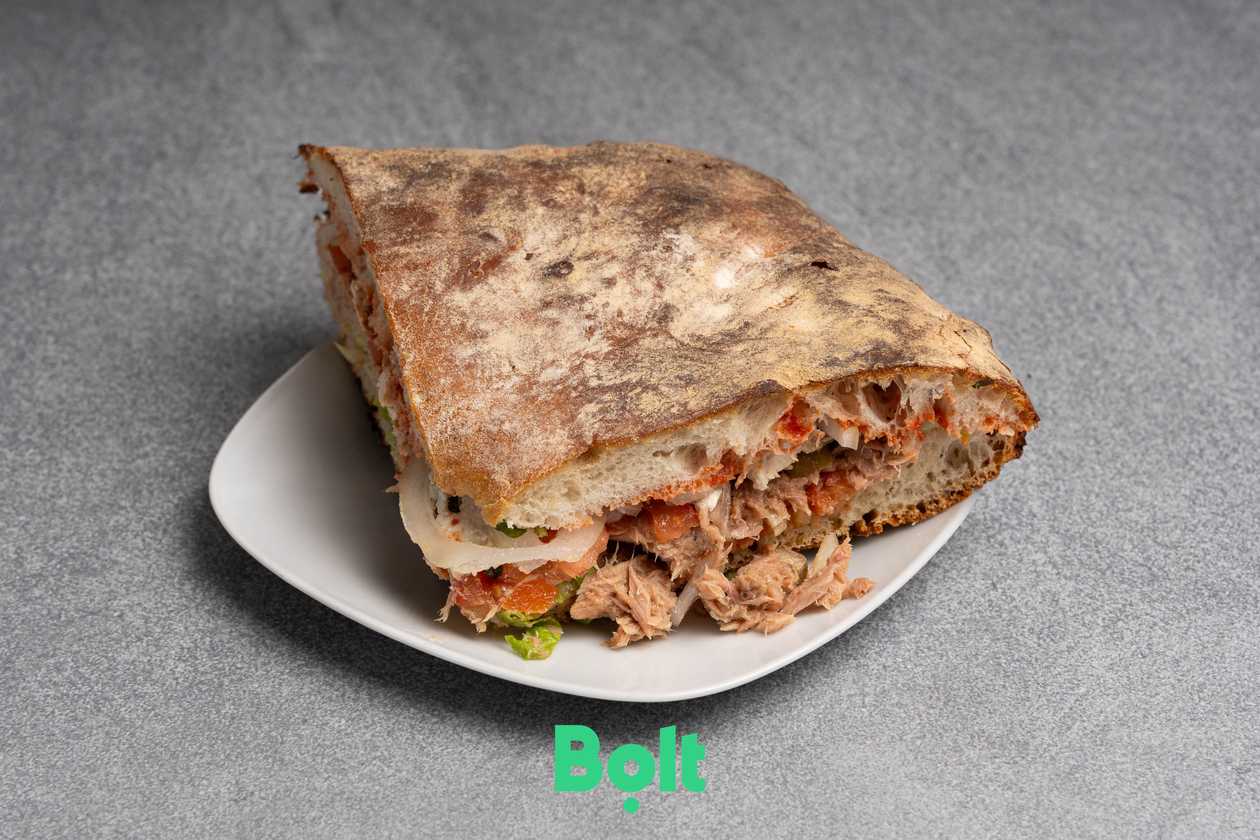 Tuna Full Maltese Ftira