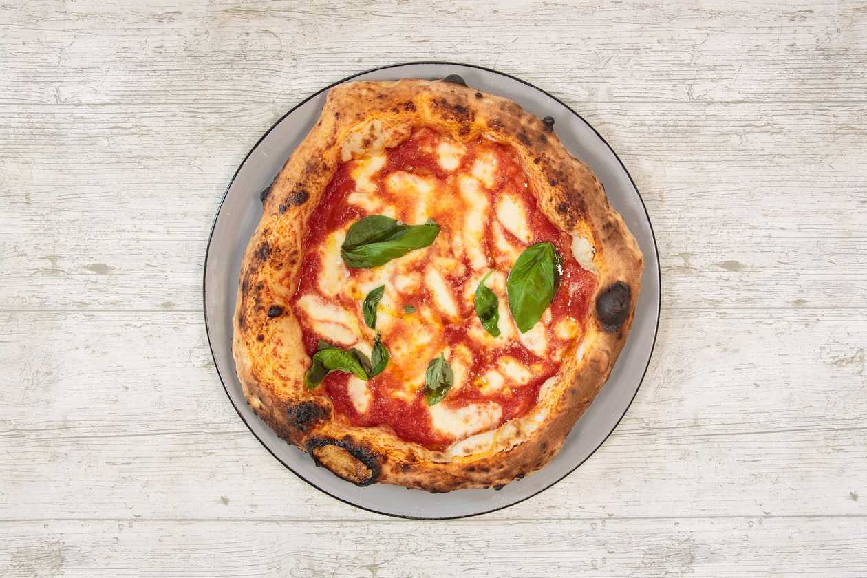 PIZZA BUFOLA