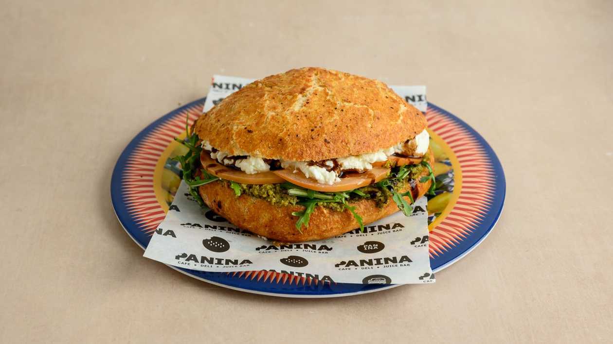 Caprese Focaccia (V)