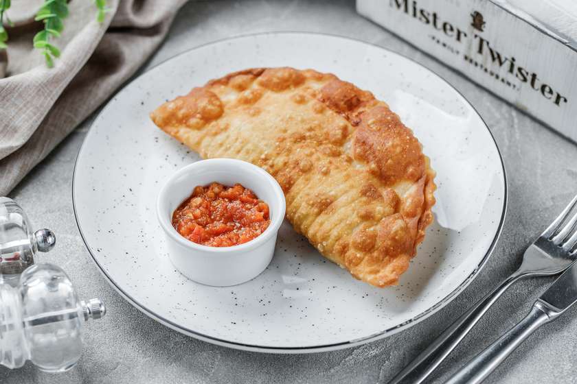 Чебурек з сиром (170/30 г)