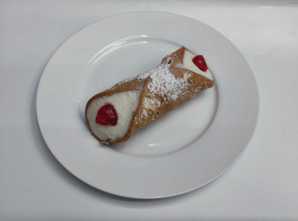 CANNOLO CHERRY