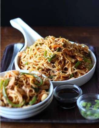 Chicken Schezwan Noodles
