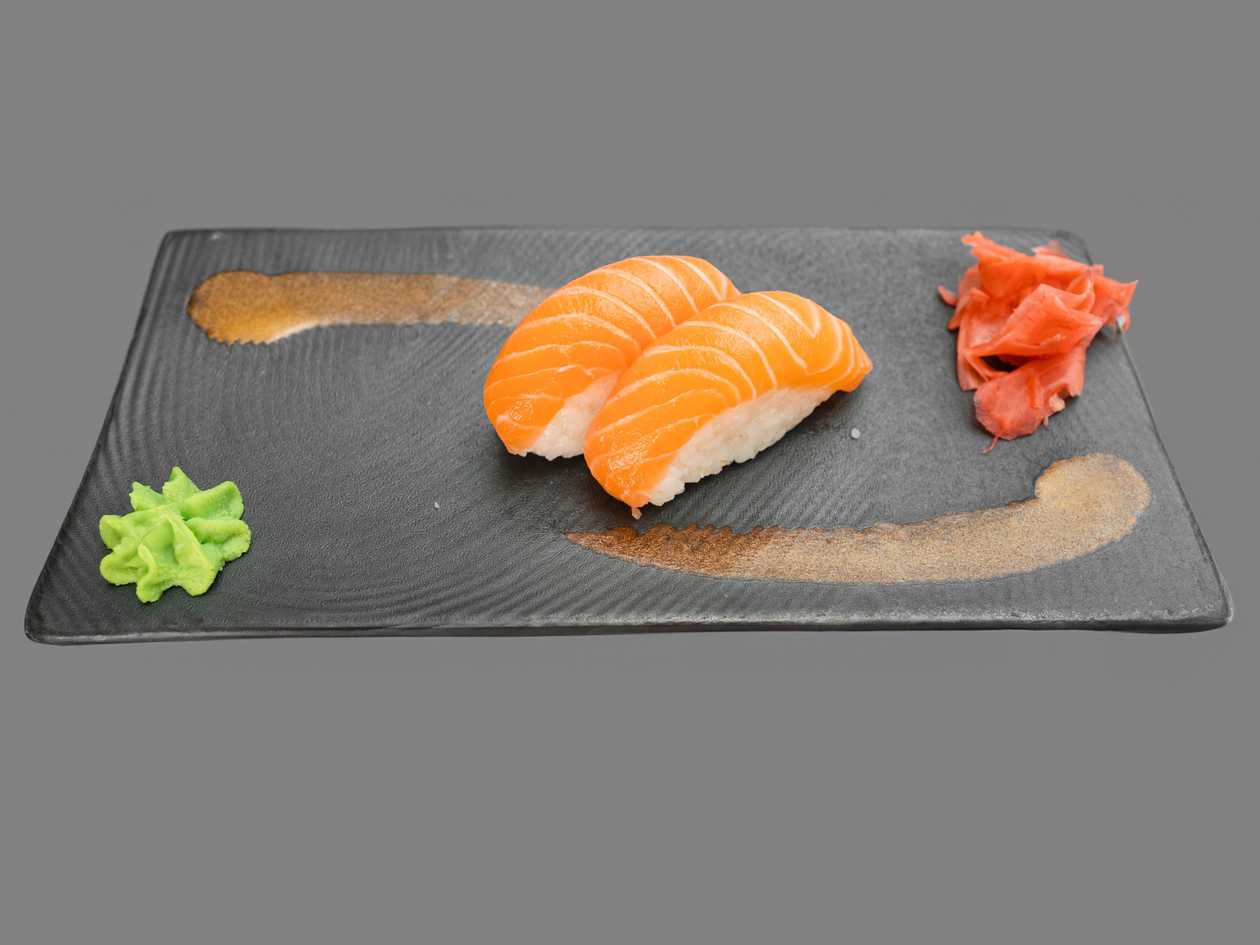N1. Nigiri Salmon