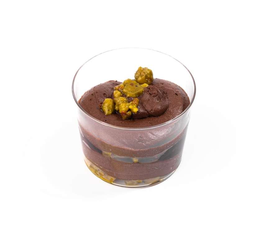 NEW - Chocolate mousse with raspberry and pistachio crumble