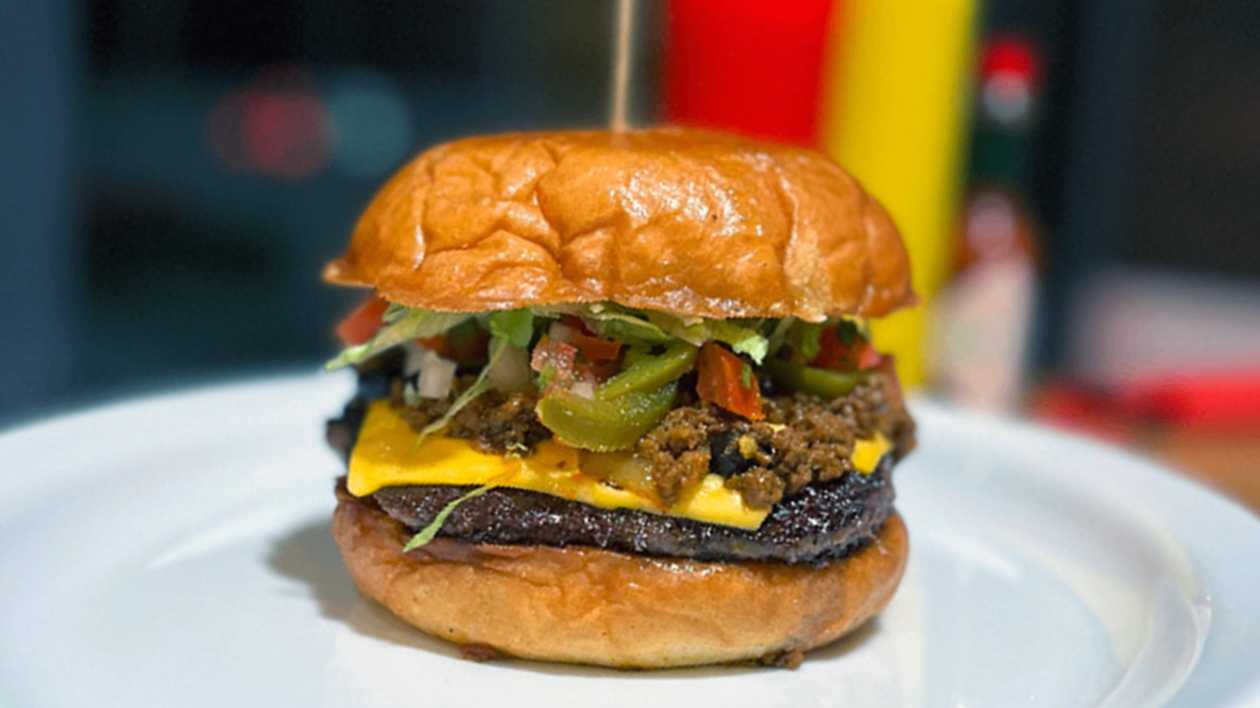 El Guapo Burger