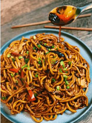 Veg Shanghai Noodles