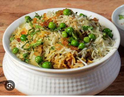 Matka Veg with 2 Butter Naan