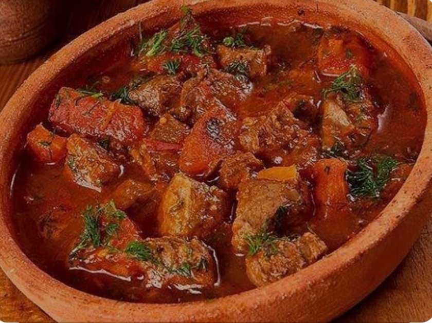 ღორის ხორცის ჩაშუშული