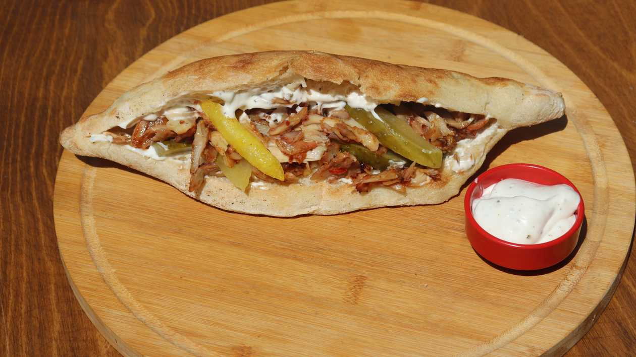 Shawarma in Xurgun Bread