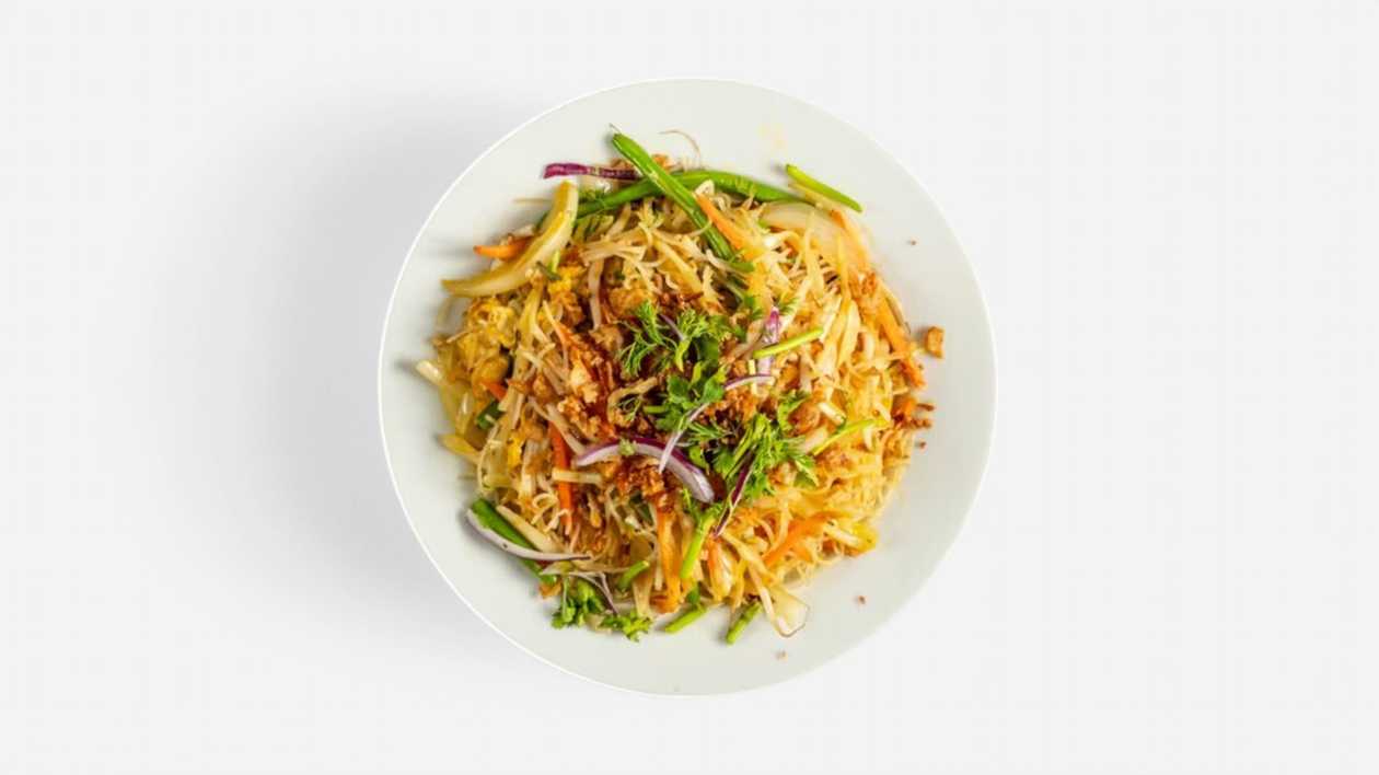 42. Rice noodles with vegetables