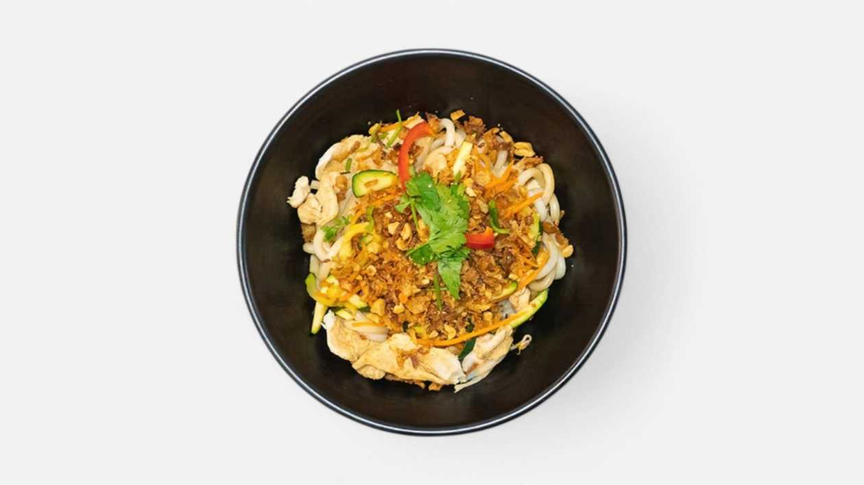 39. Chicken yaki udon