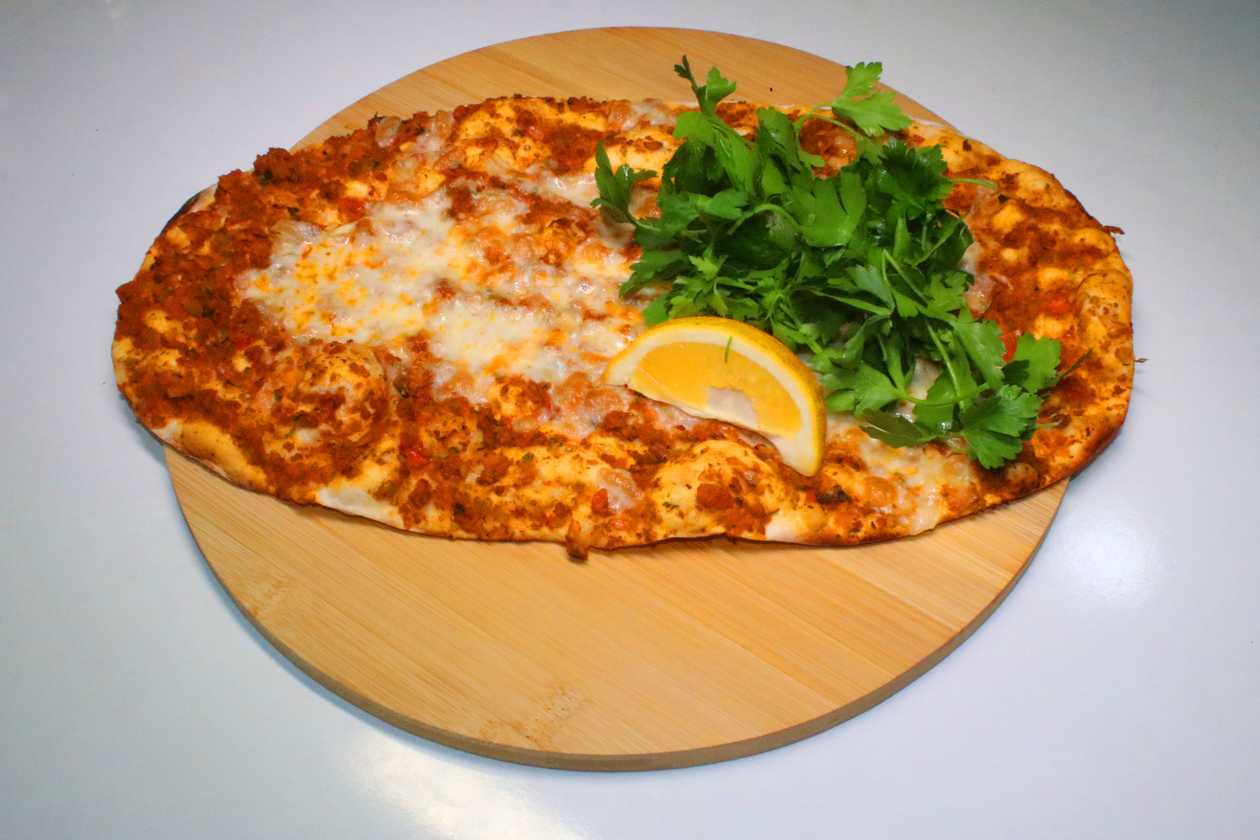Lahmacun Pendirli