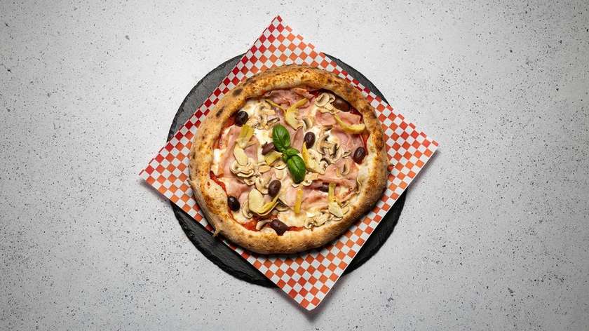 Capricciosa Pizza