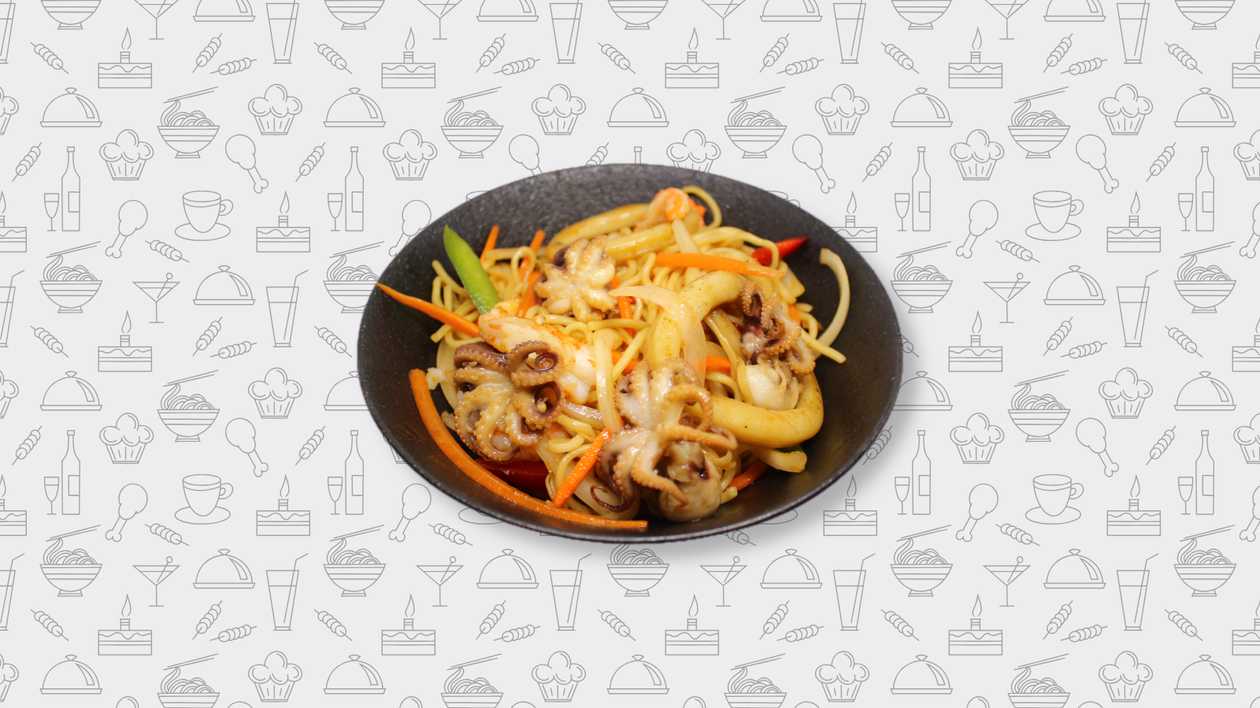 703. Noodles with seafood