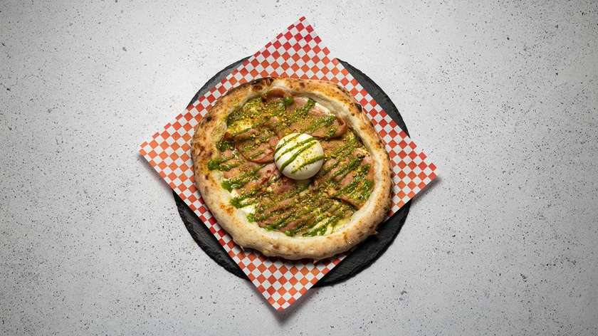 Mortadella e Burrata Pizza