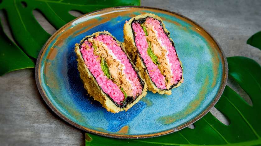 Sushiburger grilled salmon