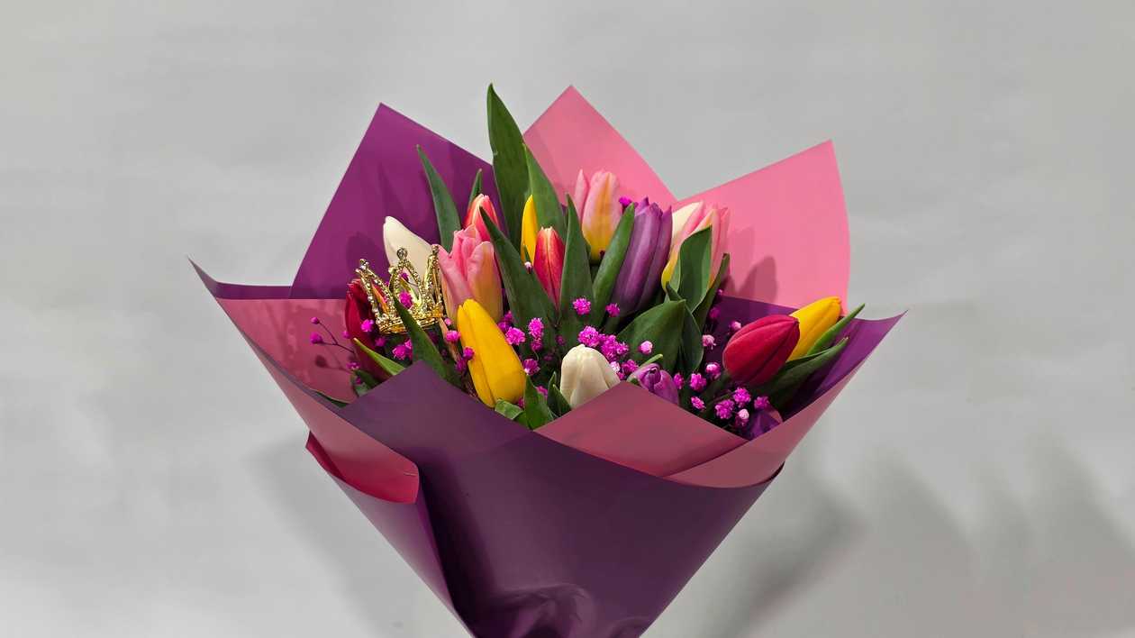 Tulpių puokštė “Karalienė”