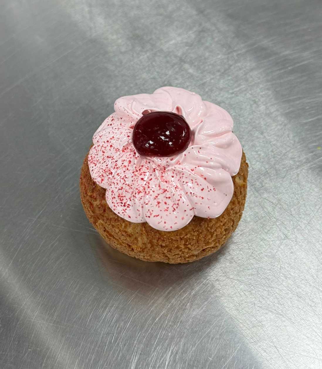 Peanut and Raspberry choux with meringue