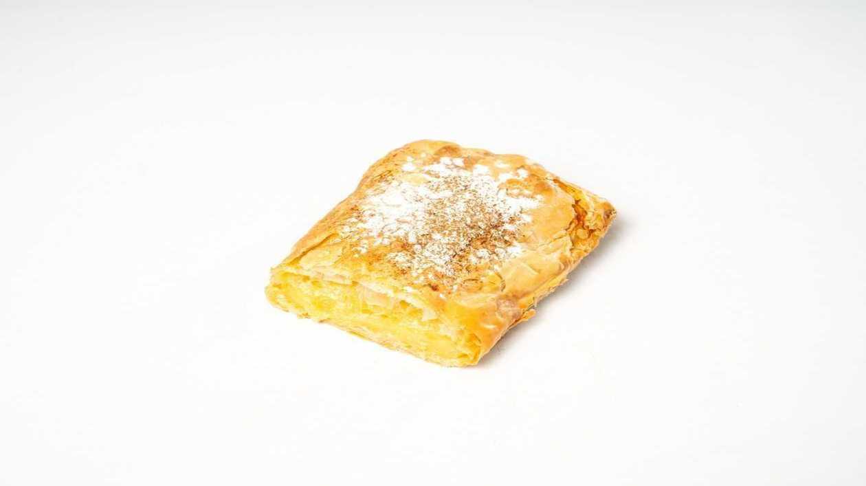 Bougatsa