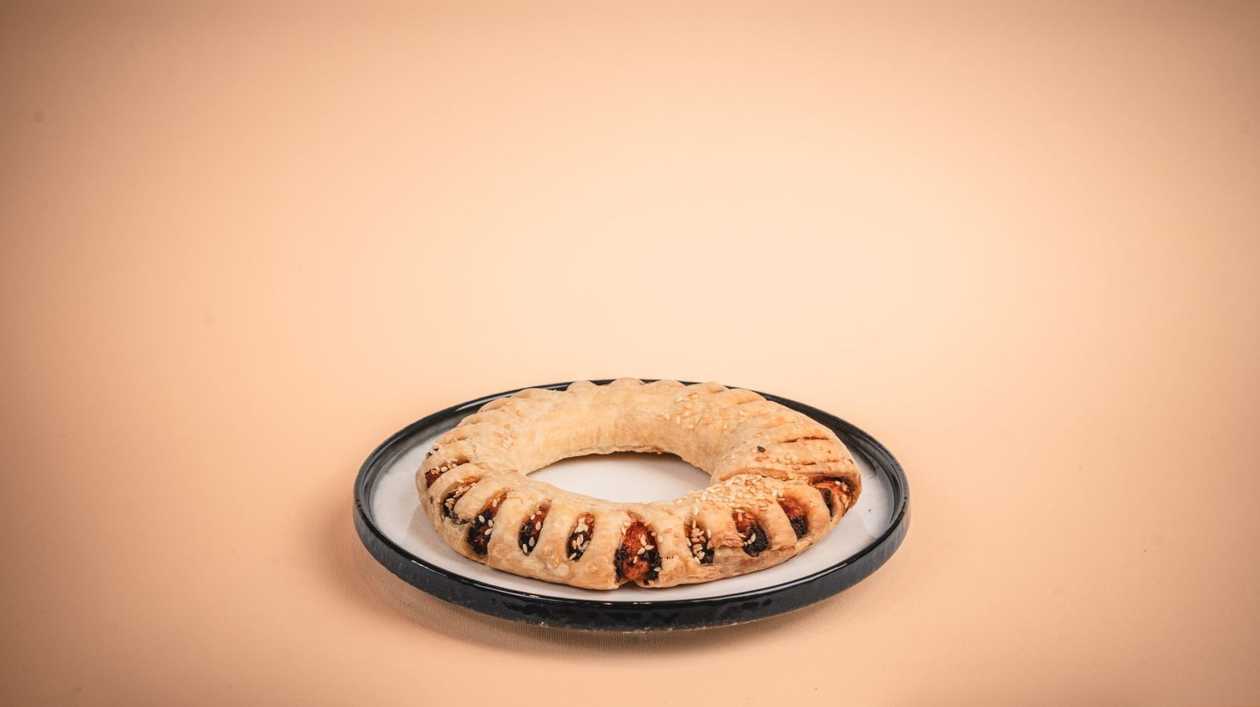 Koulouri Olive & Tomato
