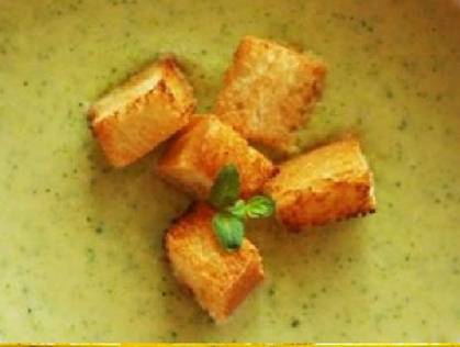Creamy Green Lentil Soup with Croutons