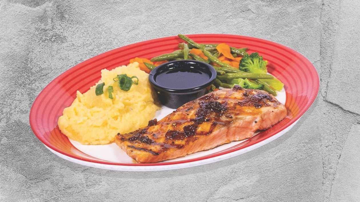 Fridays™ Signature Salmon