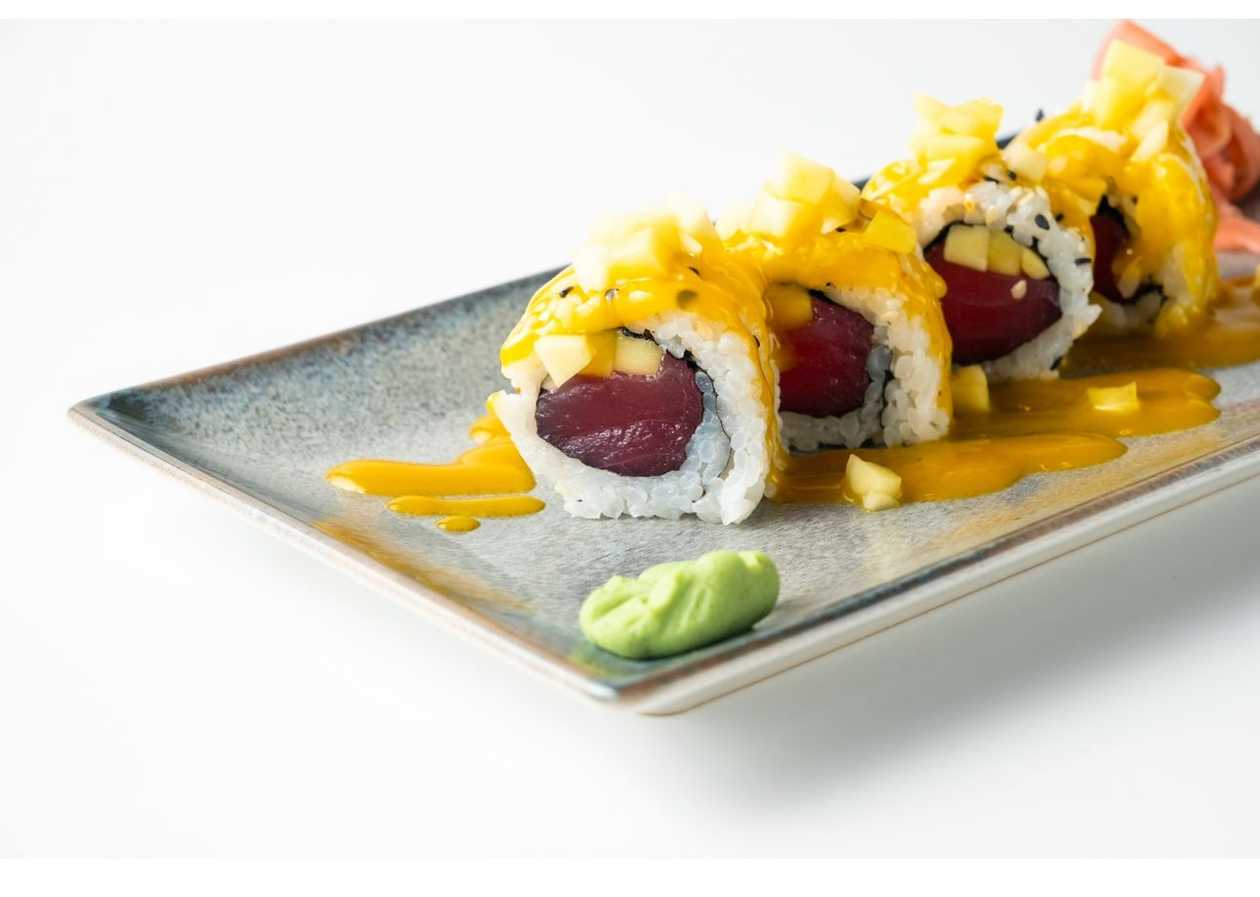 Maki Tuna Mango