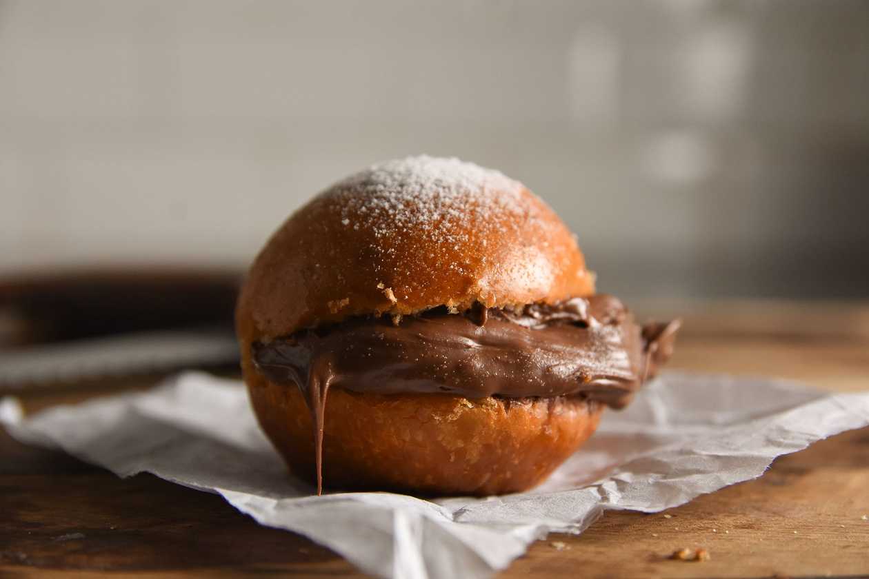 Eiffel Nutella Burger