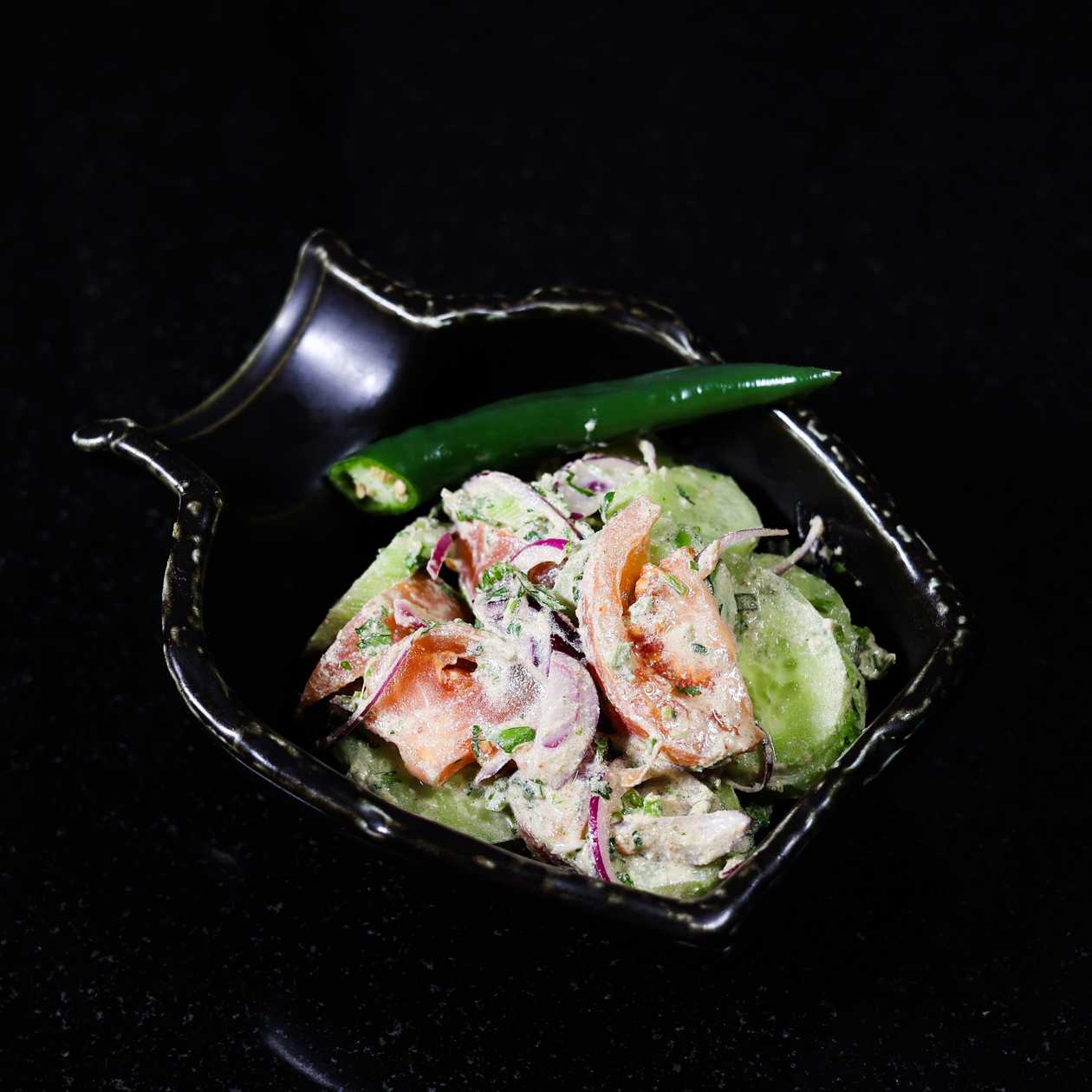 GERGIAN SALAD WHIT WALNUT