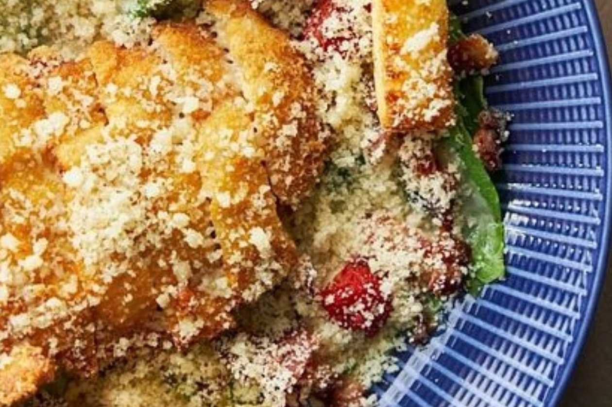 Caesar Salad with Crispy Chicken